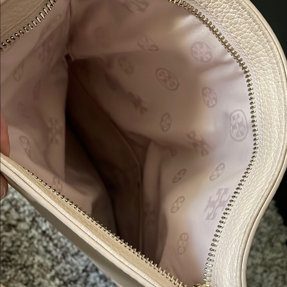 Tory Burch Pink Crossbody Bag - Picture 4 of 6